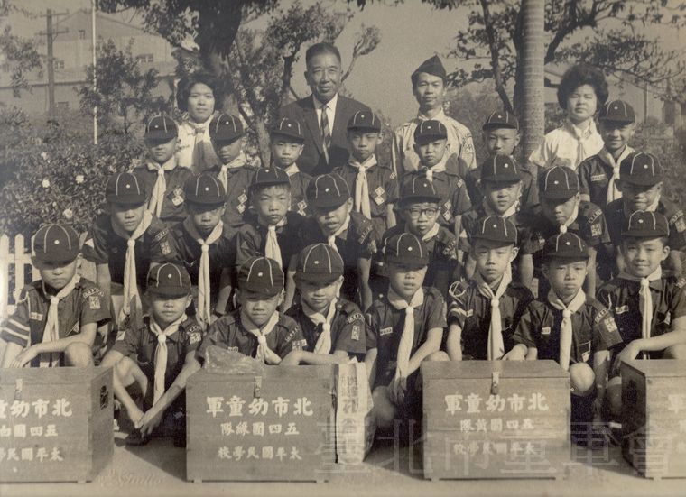 參加第2次全市幼童軍大會~太平國小(郭廷銘先生提供)